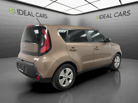 More photos of 2016 Kia Soul at Ideal Cars - Main Street, AZ