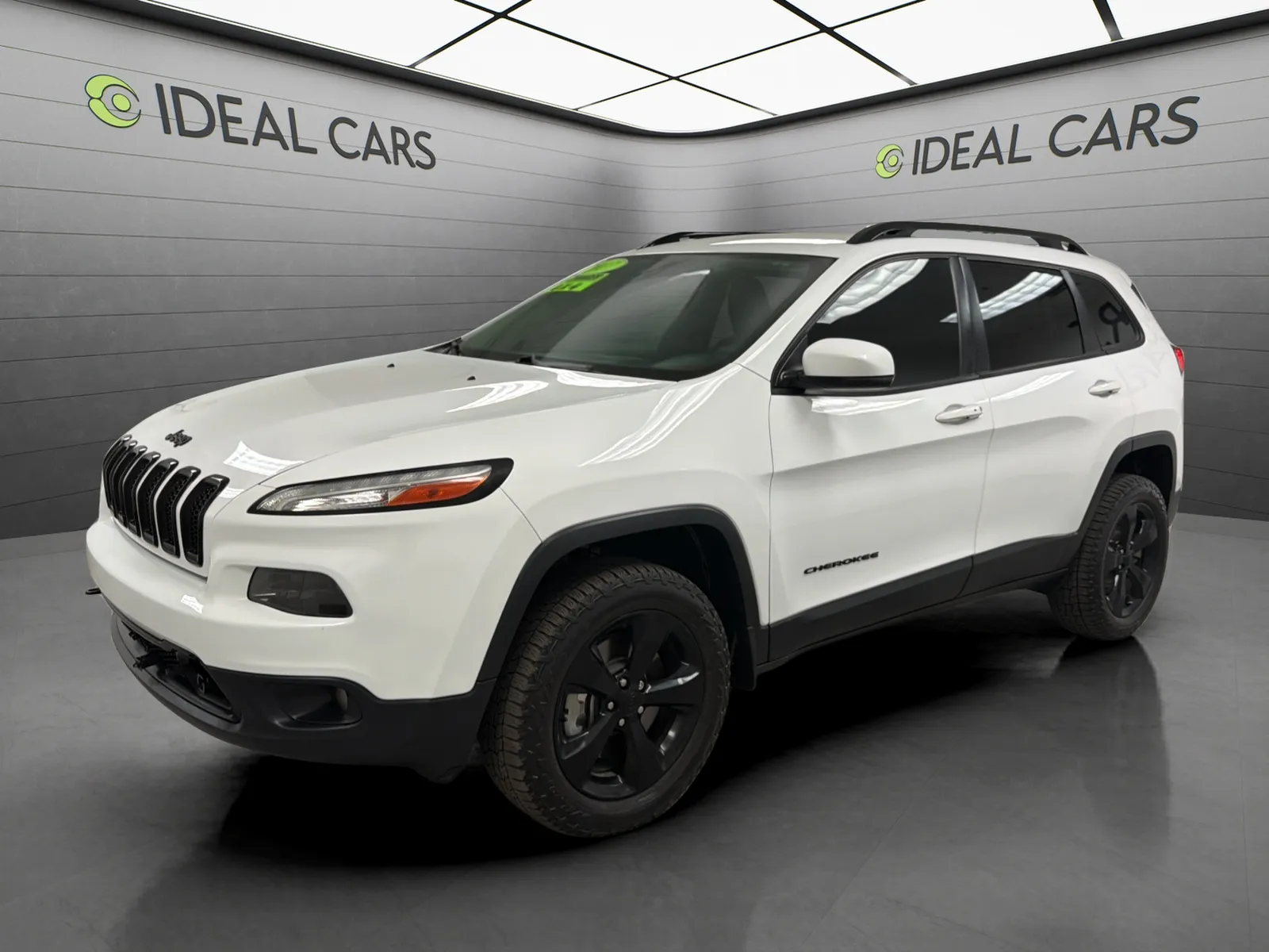 White 2017 Jeep Cherokee High Altitude for sale in Mesa, AZ