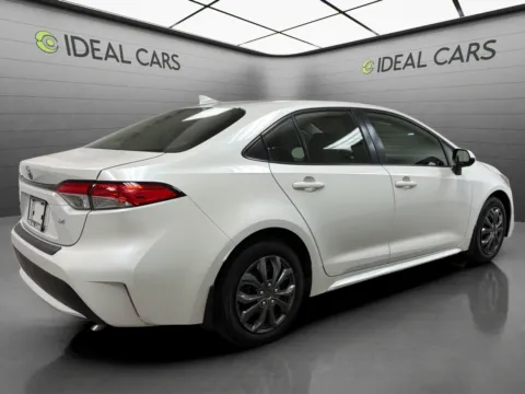 More photos of 2020 Toyota Corolla LE at Ideal Cars - Main Street, AZ