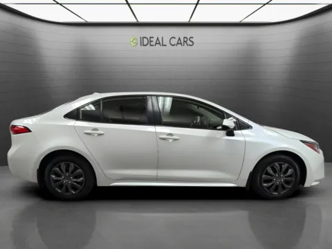 More photos of 2020 Toyota Corolla LE at Ideal Cars - Main Street, AZ