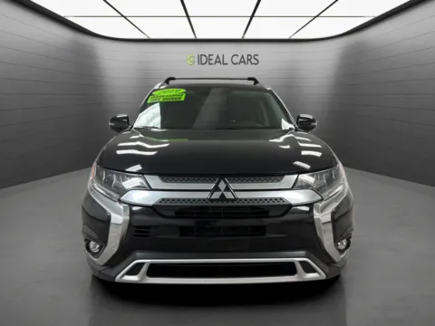 Photos of 2019 Mitsubishi Outlander SEL for sale in Mesa, AZ at Ideal Cars - Main Street