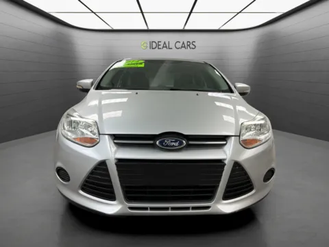 Photos of 2014 Ford Focus SE for sale in Mesa, AZ at Ideal Cars - Main Street