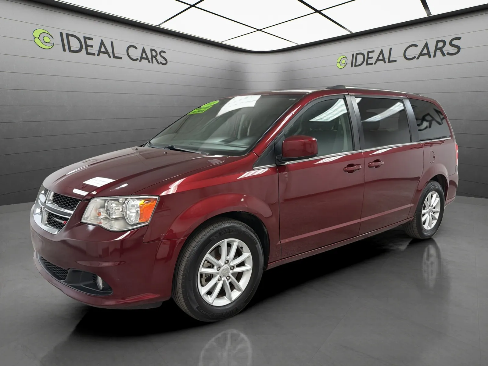 Red 2018 Dodge Grand Caravan SXT for sale in Mesa, AZ