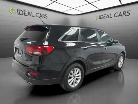 More photos of 2019 Kia Sorento L at Ideal Cars - Main Street, AZ