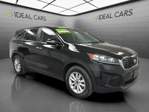 Another view of 2019 Kia Sorento L for sale in Mesa, AZ at Ideal Cars - Main Street