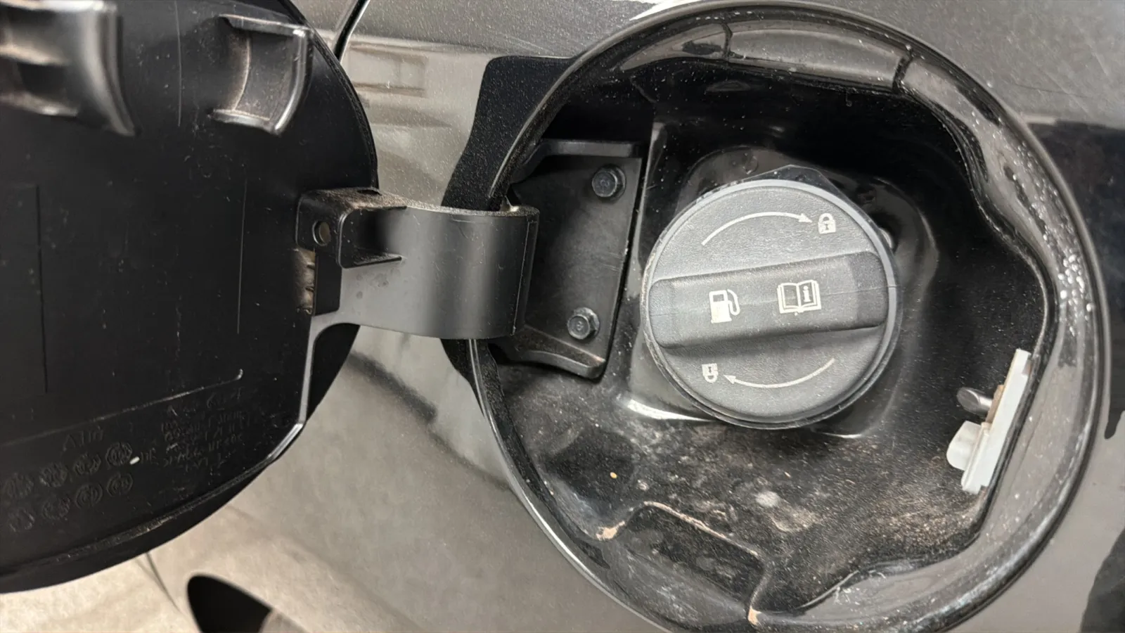 Hyundai Elantra photo 26