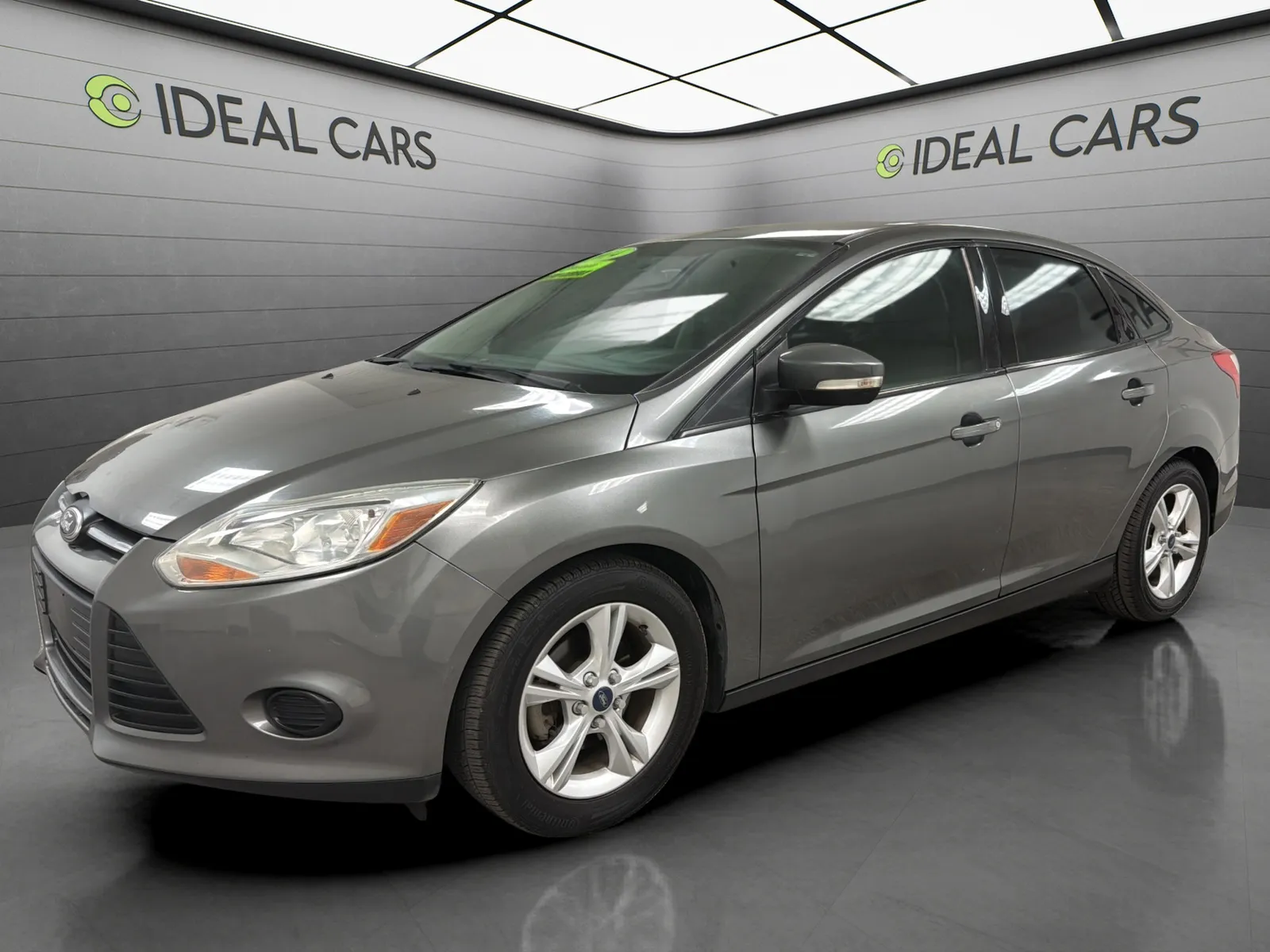 2014 Ford Focus Sedan SE's photo
