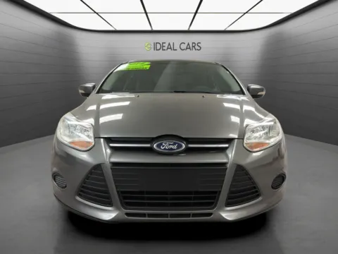 Photos of 2014 Ford Focus SE for sale in Mesa, AZ at Ideal Cars - Main Street