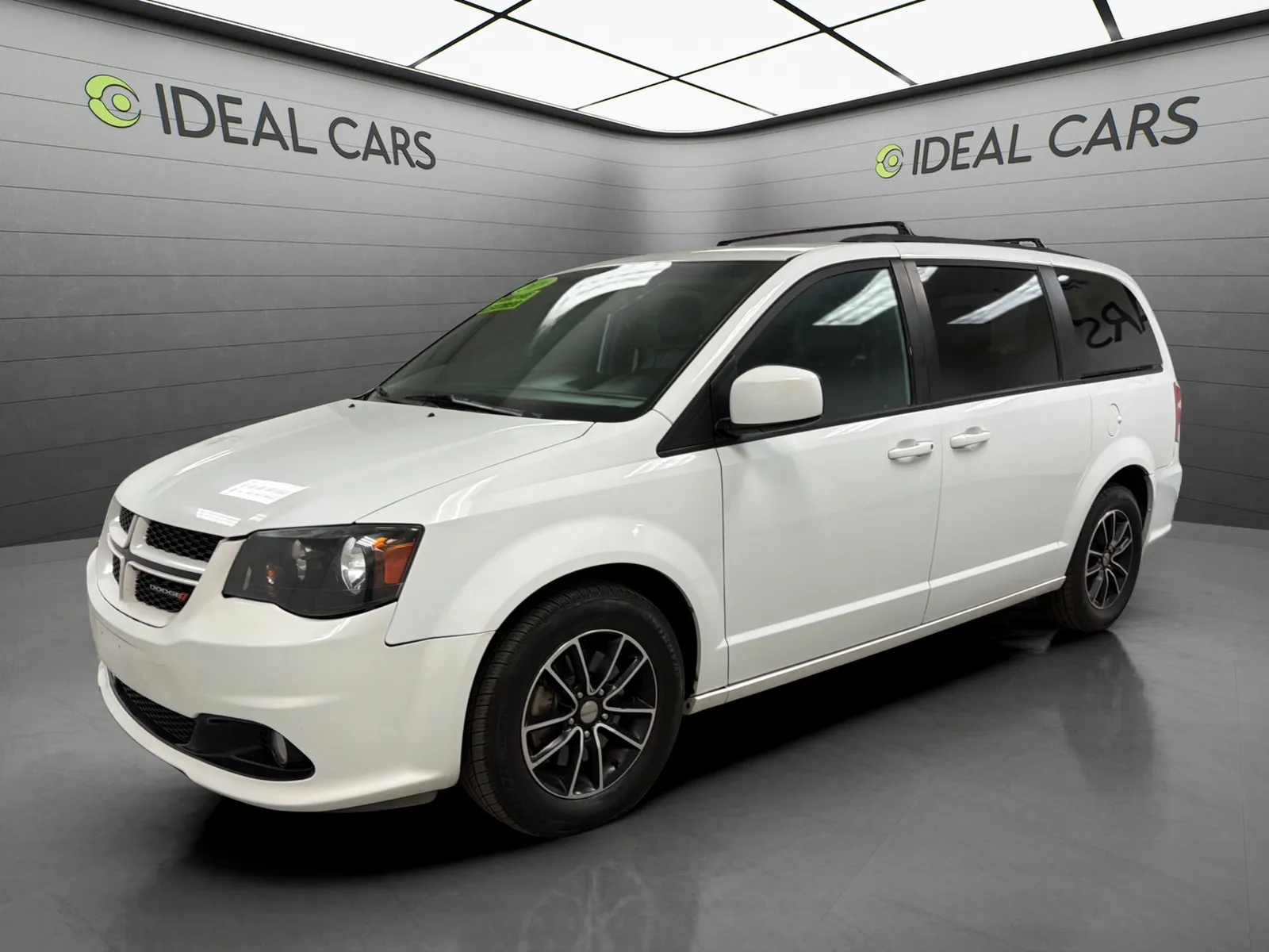 2019 Dodge Grand Caravan GT (Fleet)'s photo