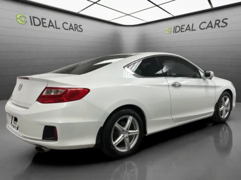 More photos of 2015 Honda Accord EX at Ideal Cars - Main Street, AZ