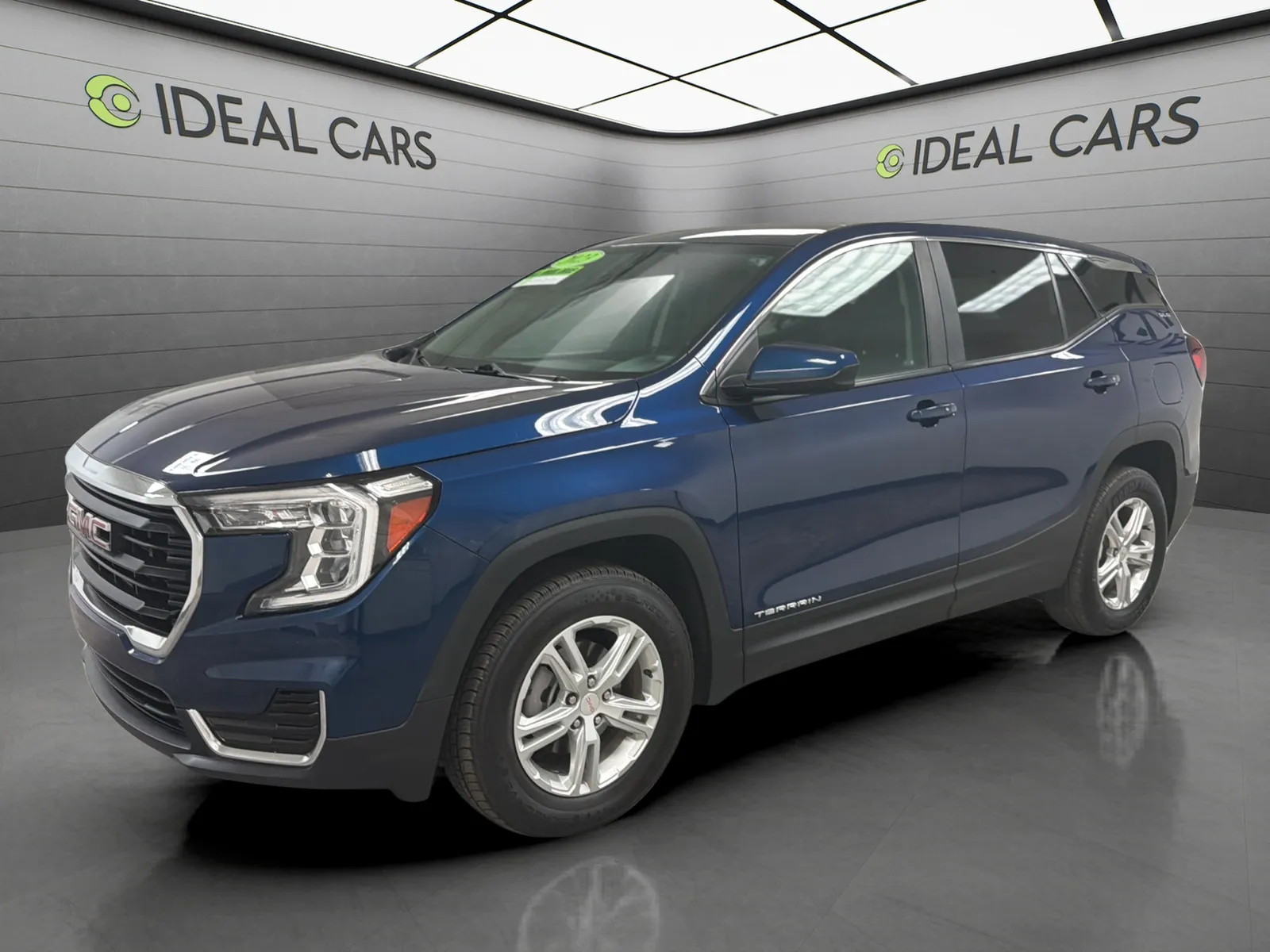 Blue 2023 GMC Terrain SLE for sale in Mesa, AZ