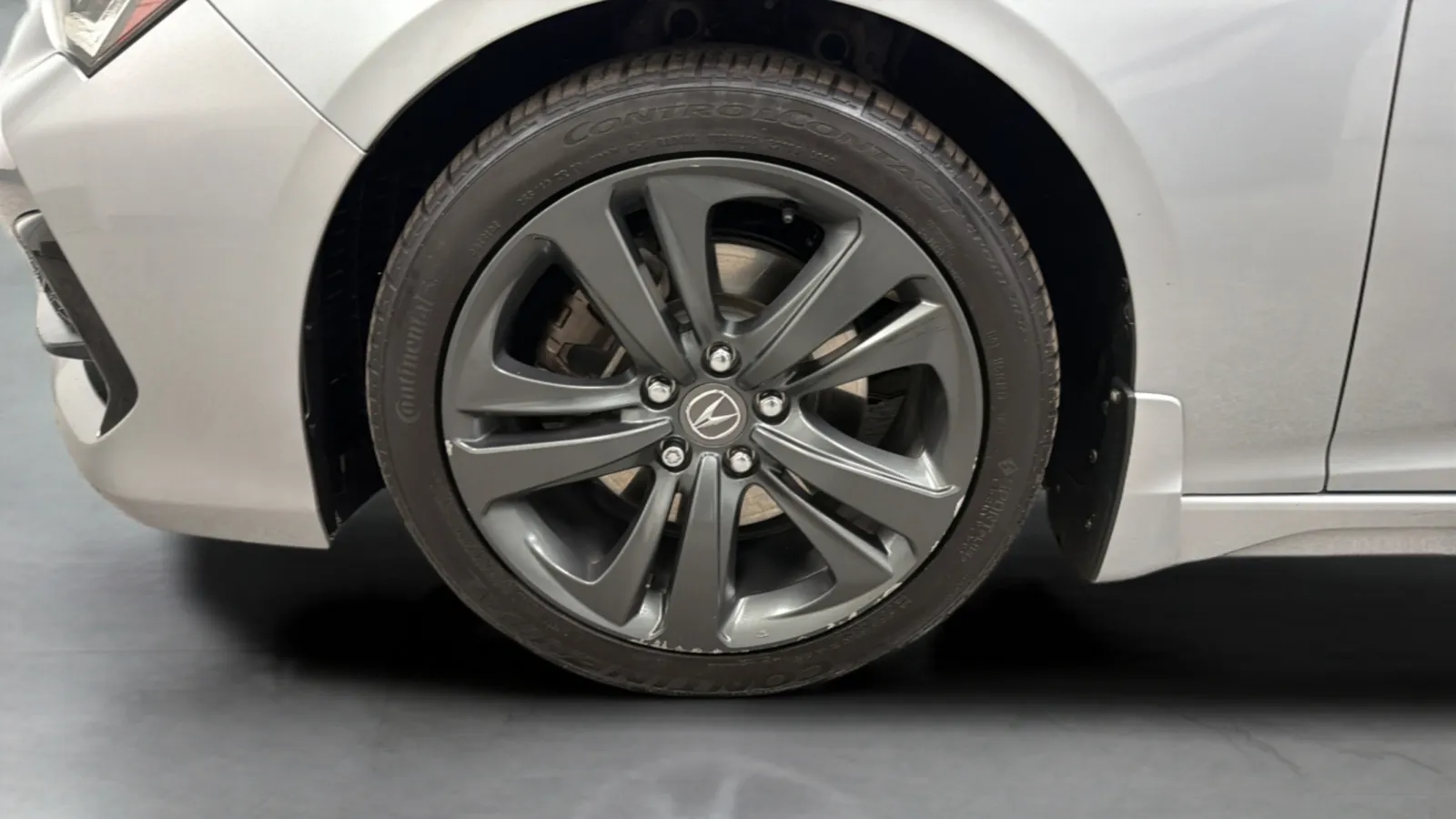 Acura TLX photo 26