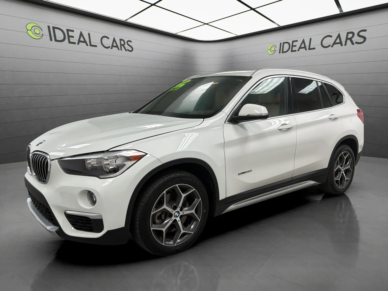 White 2018 BMW X1 sDrive28i for sale in Mesa, AZ