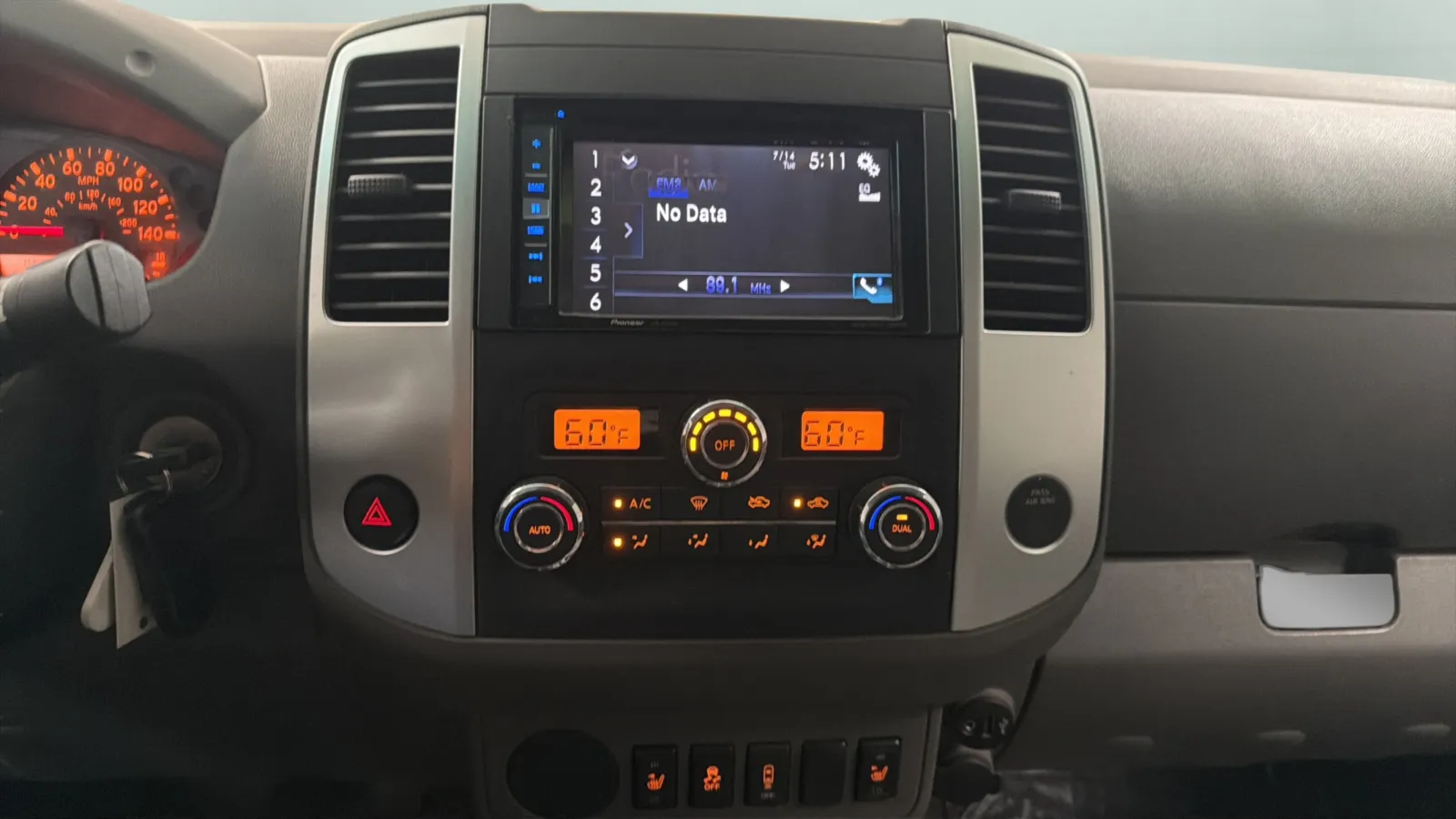 2017 Nissan Frontier SV - Photo 14