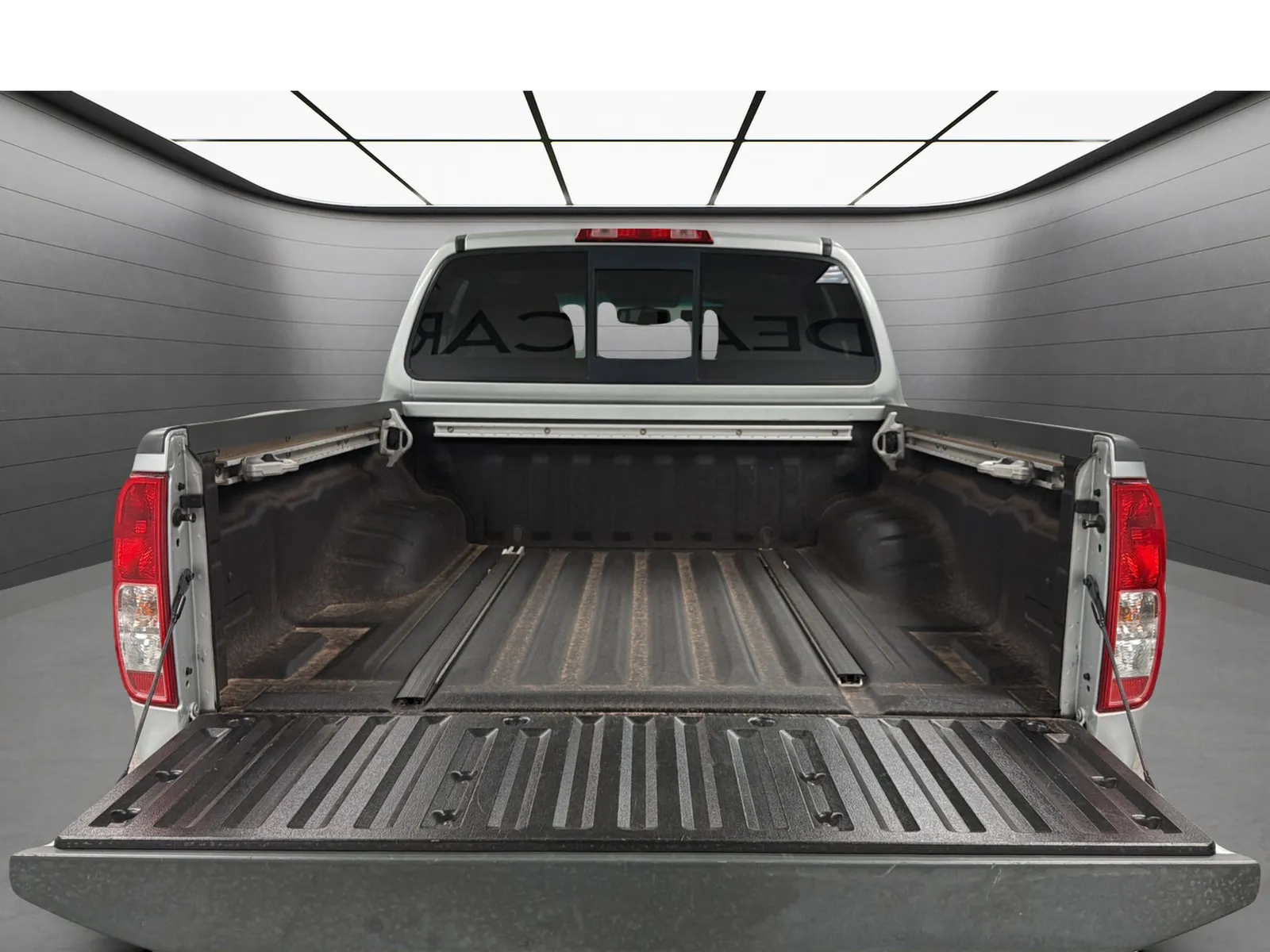 2017 Nissan Frontier SV - Photo 18