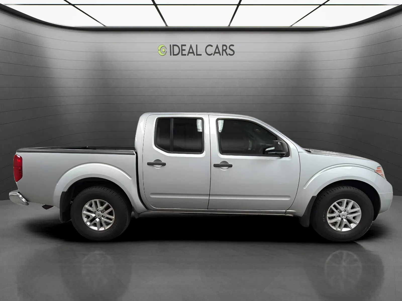 2017 Nissan Frontier SV - Photo 6