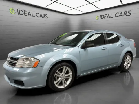 Blue 2013 Dodge Avenger SE V6 for sale in Mesa, AZ