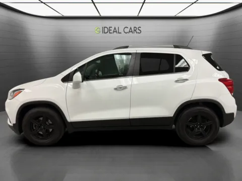 More photos of 2019 Chevrolet Trax LT at Ideal Cars - Main Street, AZ