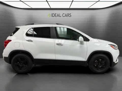 More photos of 2019 Chevrolet Trax LT at Ideal Cars - Main Street, AZ