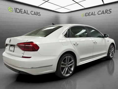 More photos of 2017 Volkswagen Passat 1.8T R-Line at Ideal Cars - Main Street, AZ
