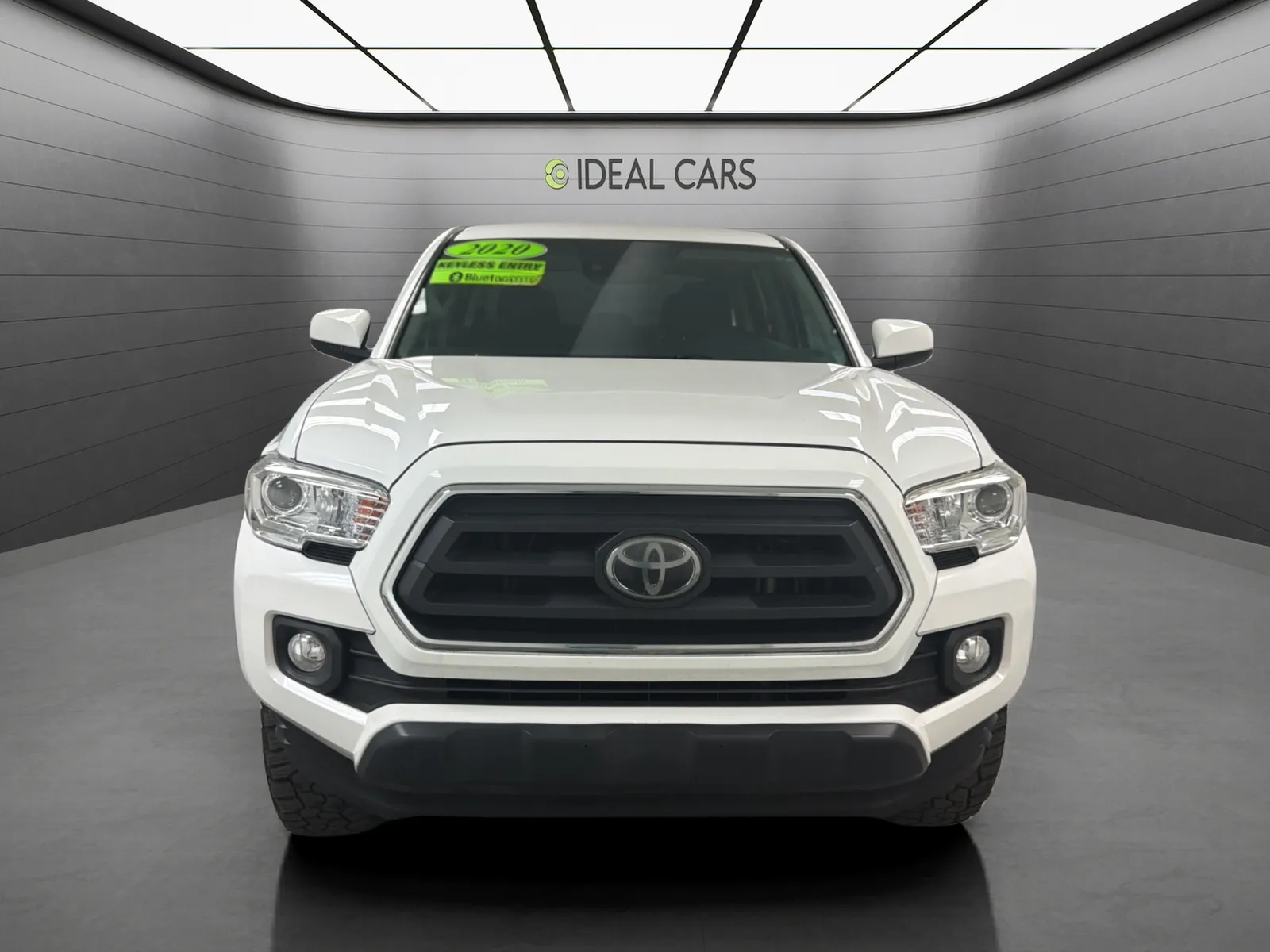 Toyota Tacoma photo 8