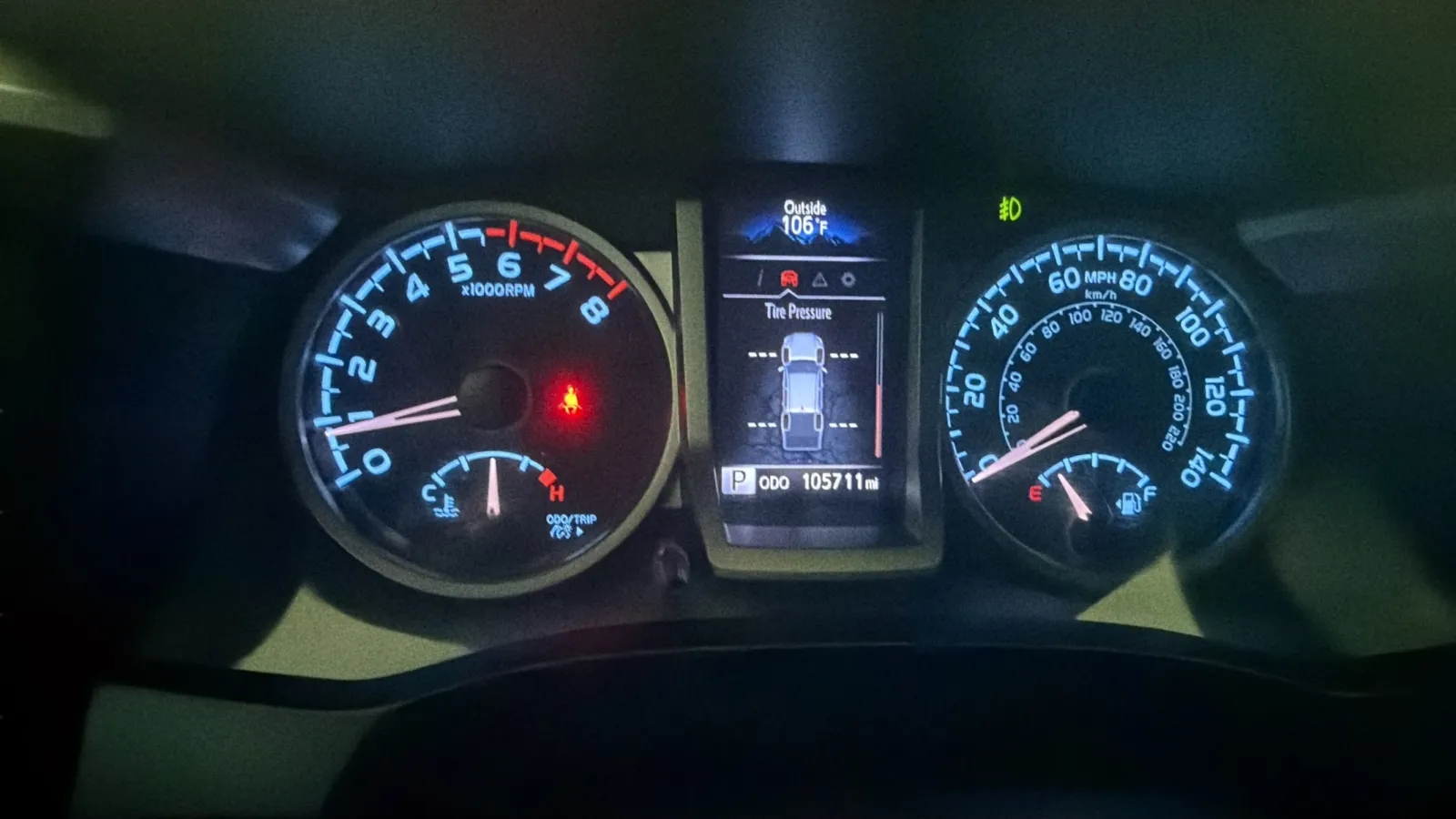 Toyota Tacoma photo 11