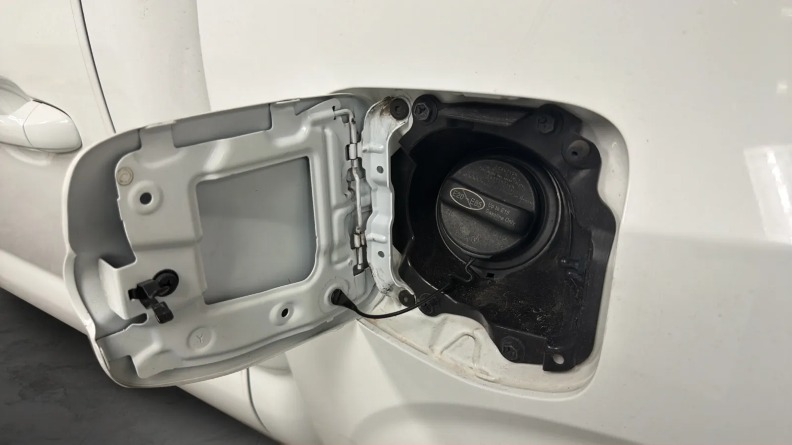 Toyota Tacoma photo 27
