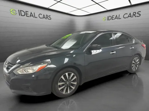 Gray 2016 Nissan Altima 2.5 SV for sale in Mesa, AZ