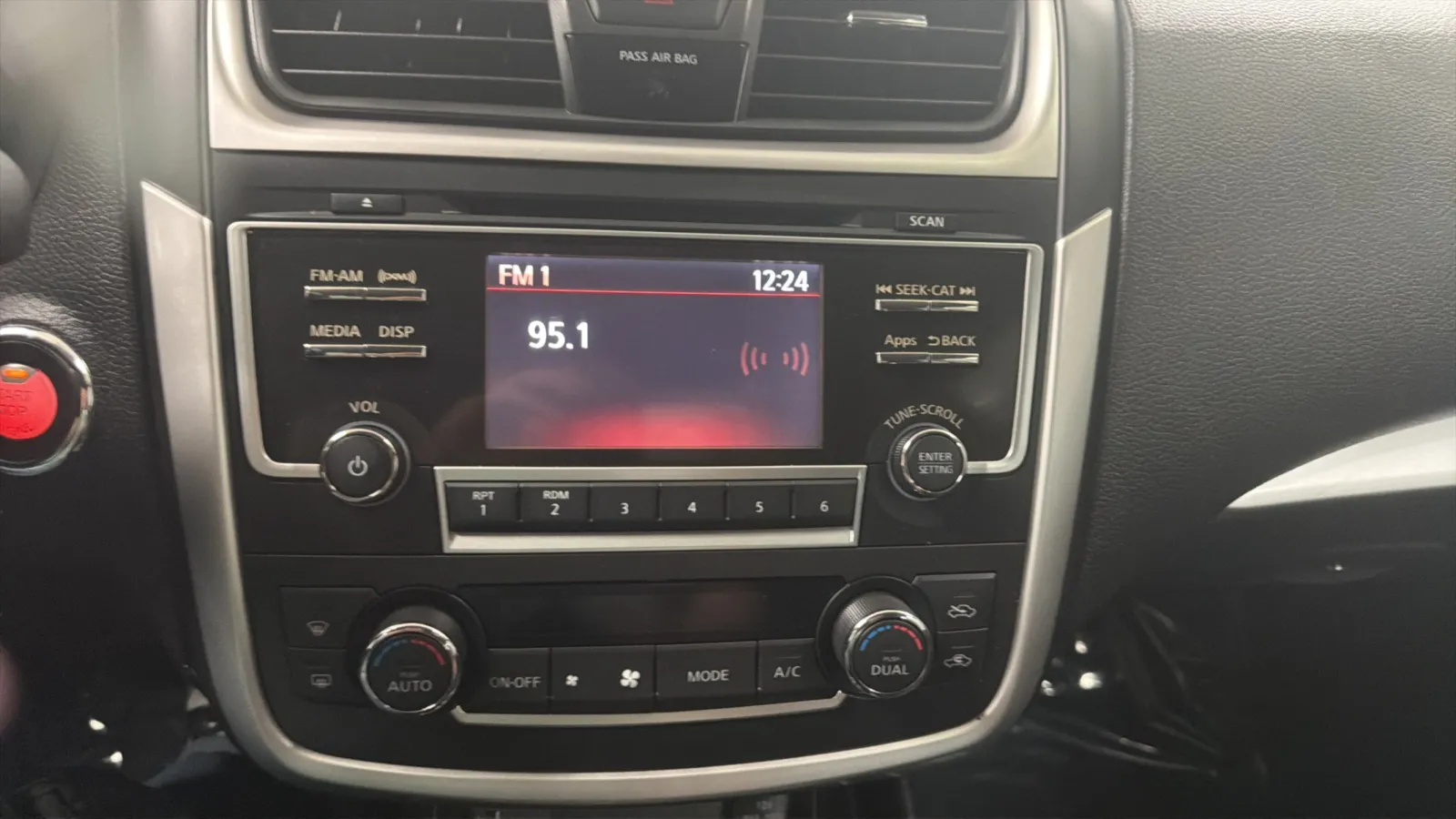 Nissan Altima photo 13