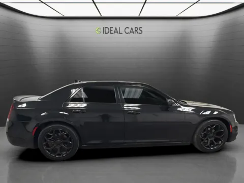 More photos of 2018 Chrysler 300 S at Ideal Cars - Main Street, AZ