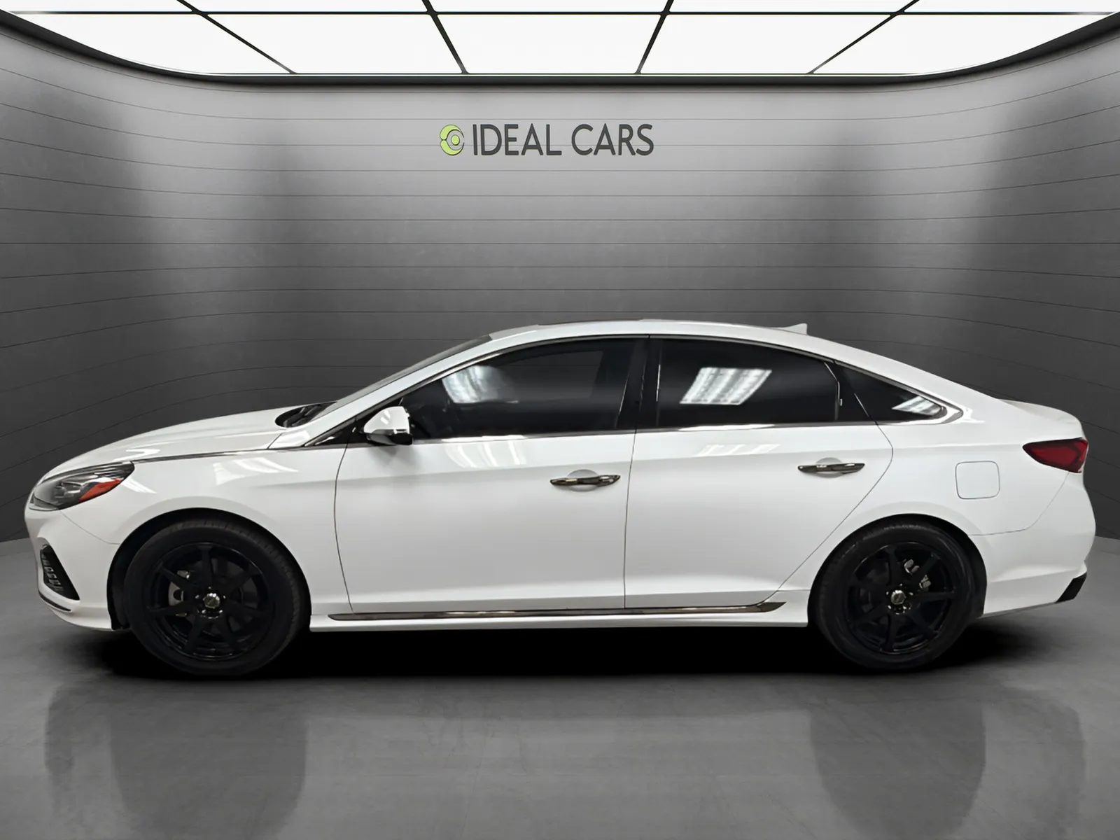 Hyundai Sonata photo 8