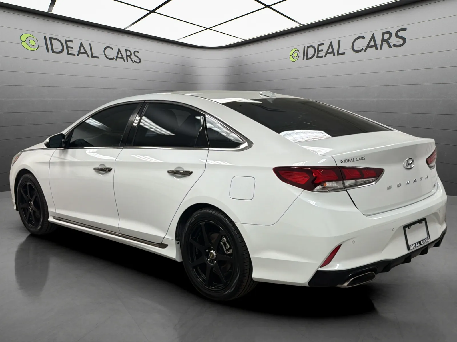 Hyundai Sonata photo 7