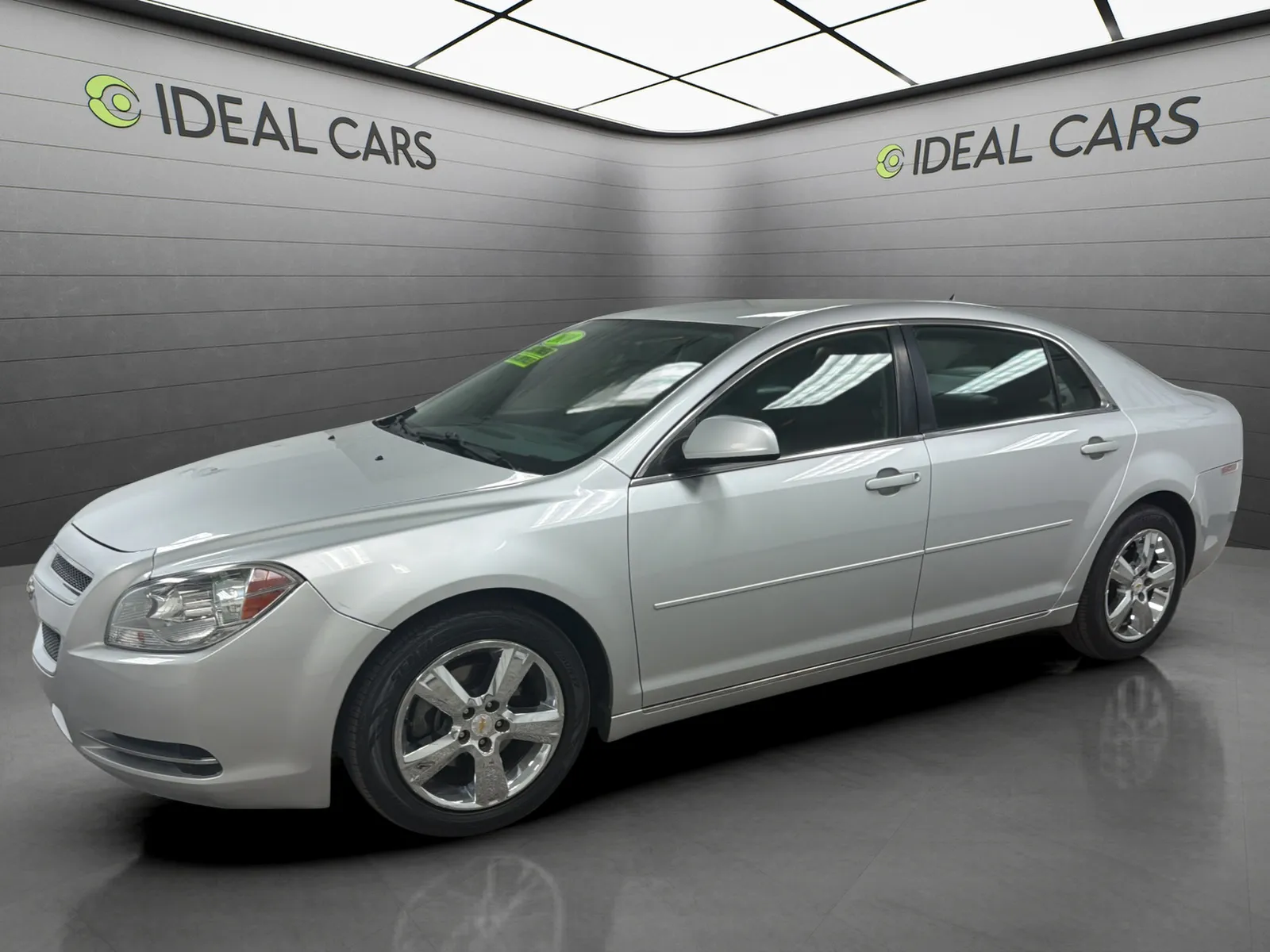 Silver 2010 Chevrolet Malibu LT for sale in Mesa, AZ
