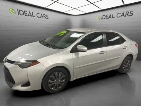 Silver 2018 Toyota Corolla LE for sale in Mesa, AZ