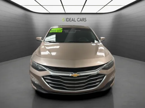 Photos of 2019 Chevrolet Malibu LT for sale in Mesa, AZ at Ideal Cars - Main Street