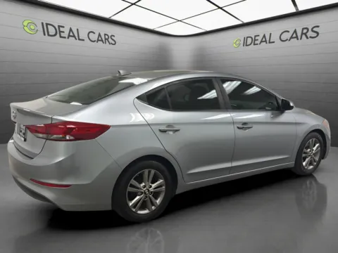 More photos of 2017 Hyundai ELANTRA SE at Ideal Cars - Main Street, AZ