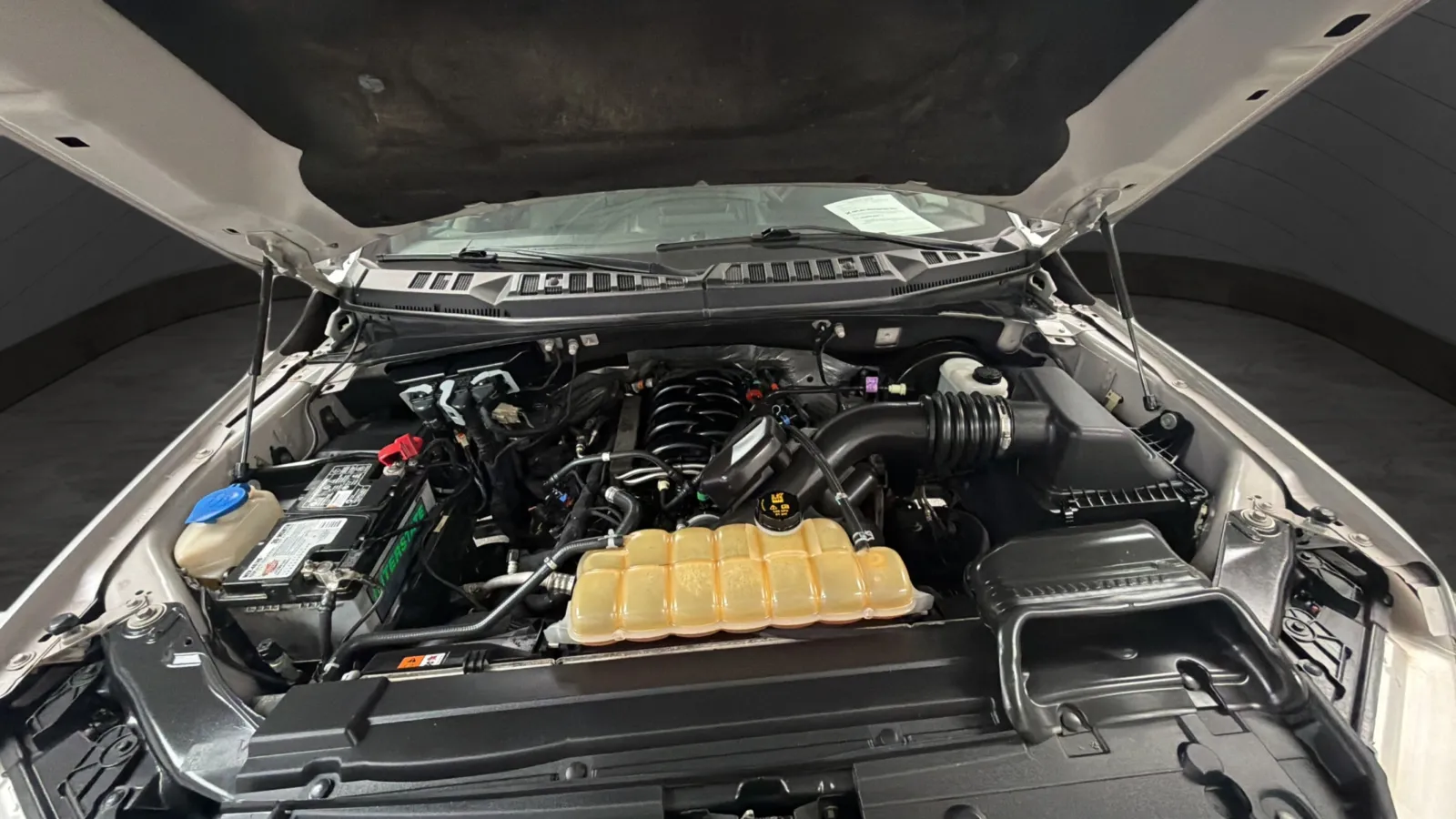 Ford F-150 photo 22