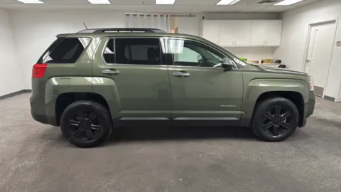 More photos of 2015 GMC Terrain SLE-2 at Ideal Cars - Main Street, AZ