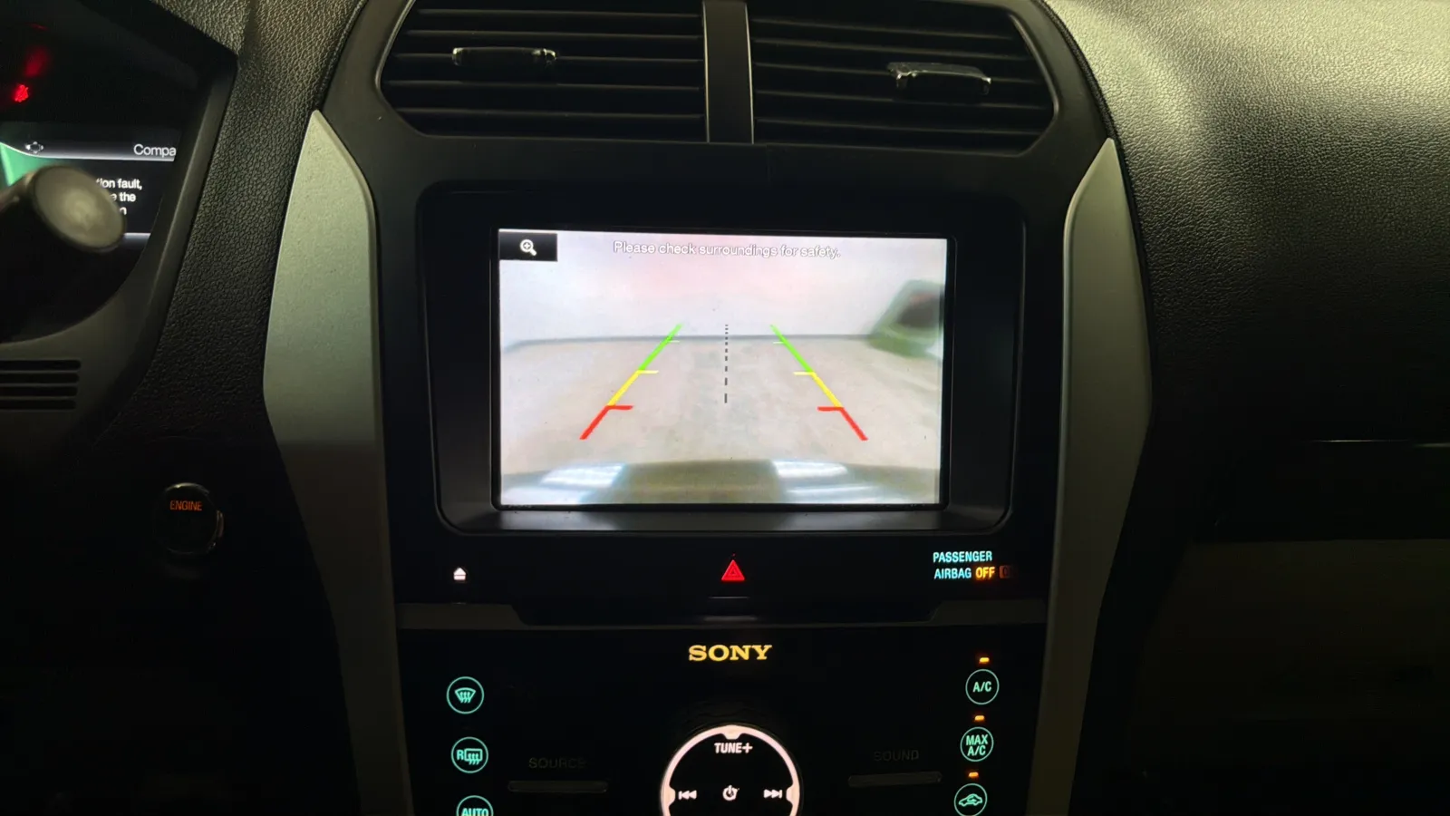 Ford Explorer photo 15