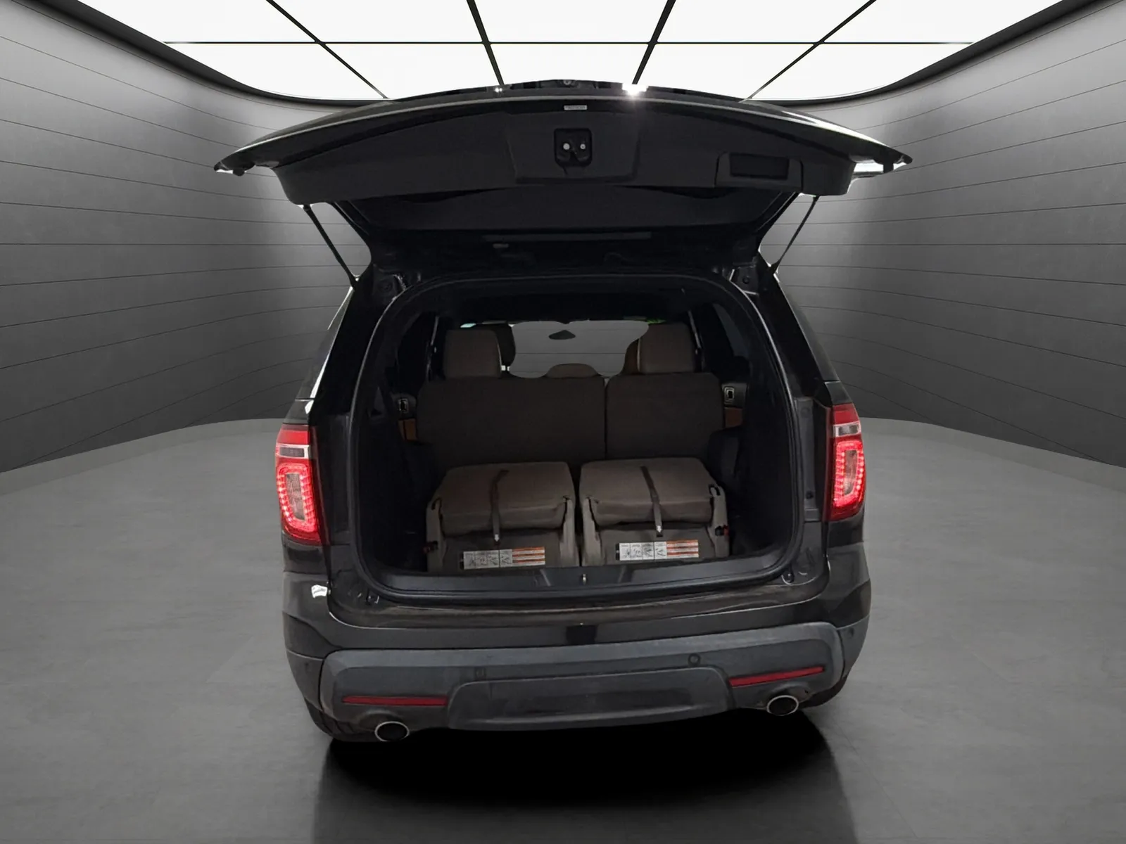 Ford Explorer photo 21
