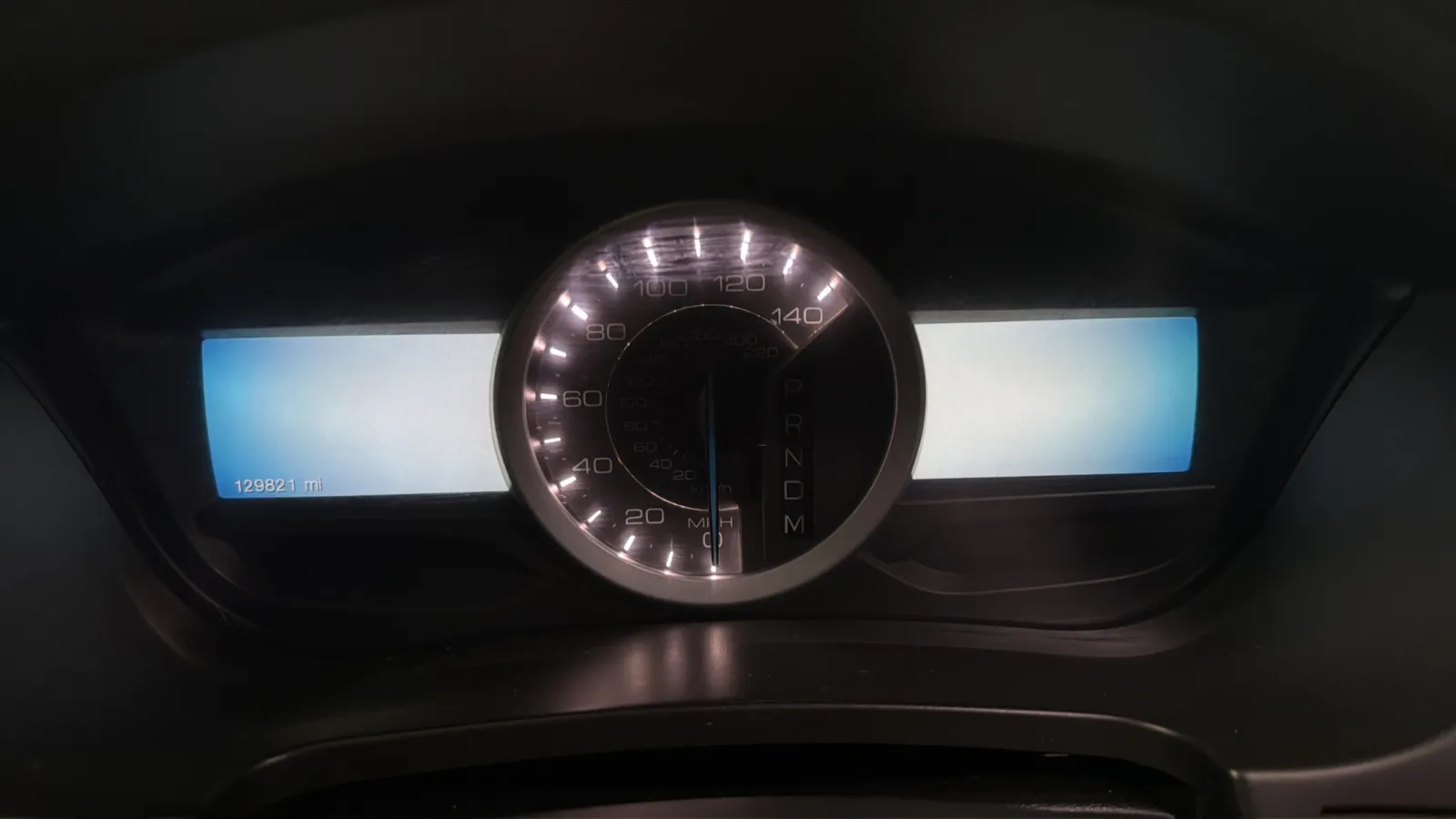Ford Explorer photo 12