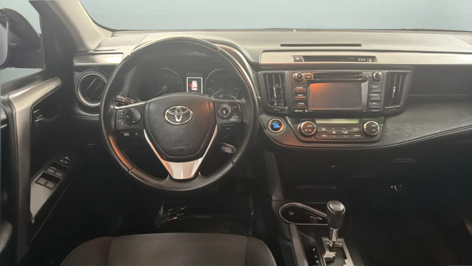 Toyota RAV4 photo 10