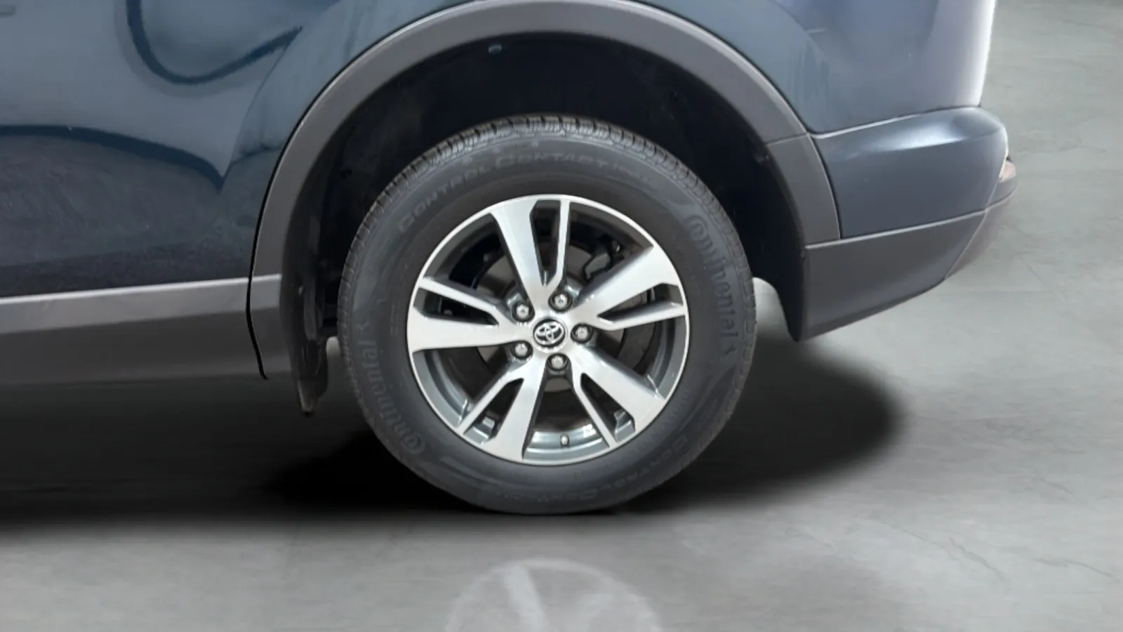 Toyota RAV4 photo 26