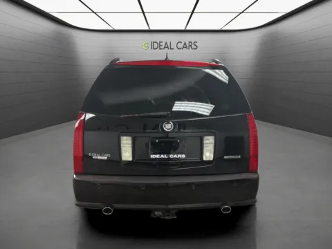 More photos of 2006 Cadillac SRX at Ideal Cars - Main Street, AZ