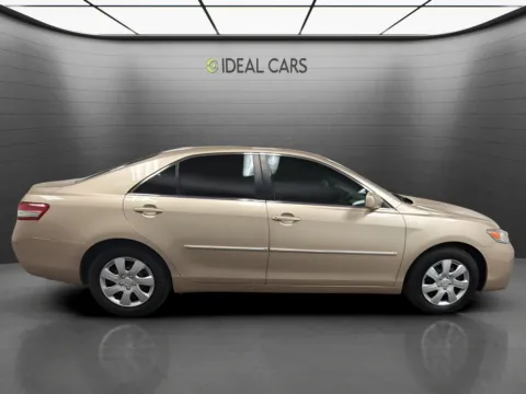 More photos of 2011 Toyota Camry at Ideal Cars - Main Street, AZ