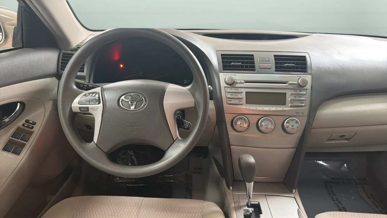 Toyota Camry photo 11