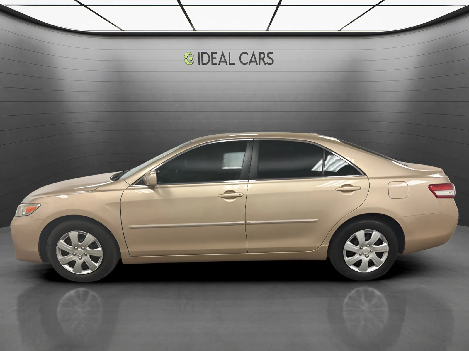 Toyota Camry photo 8