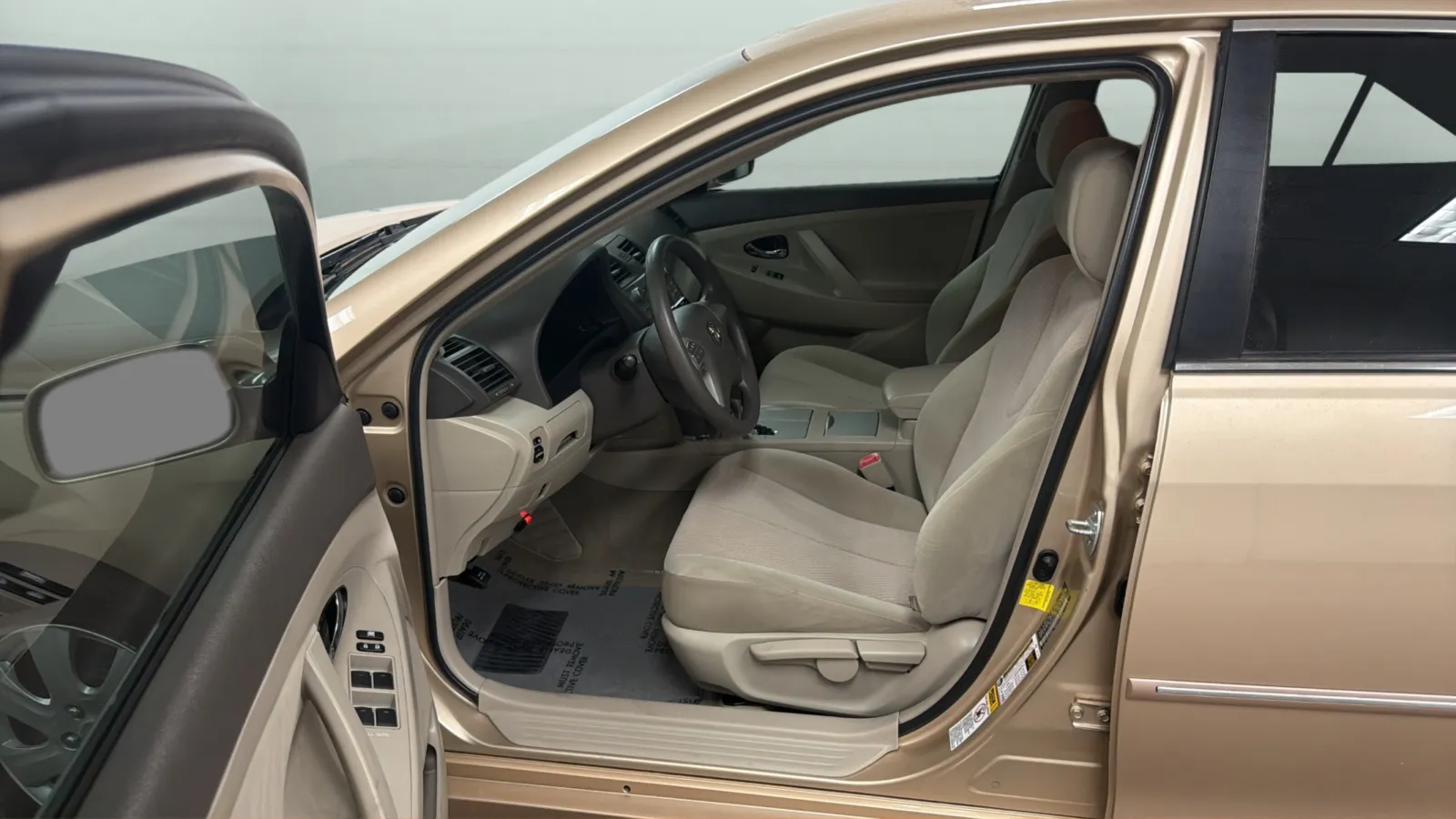 Toyota Camry photo 20