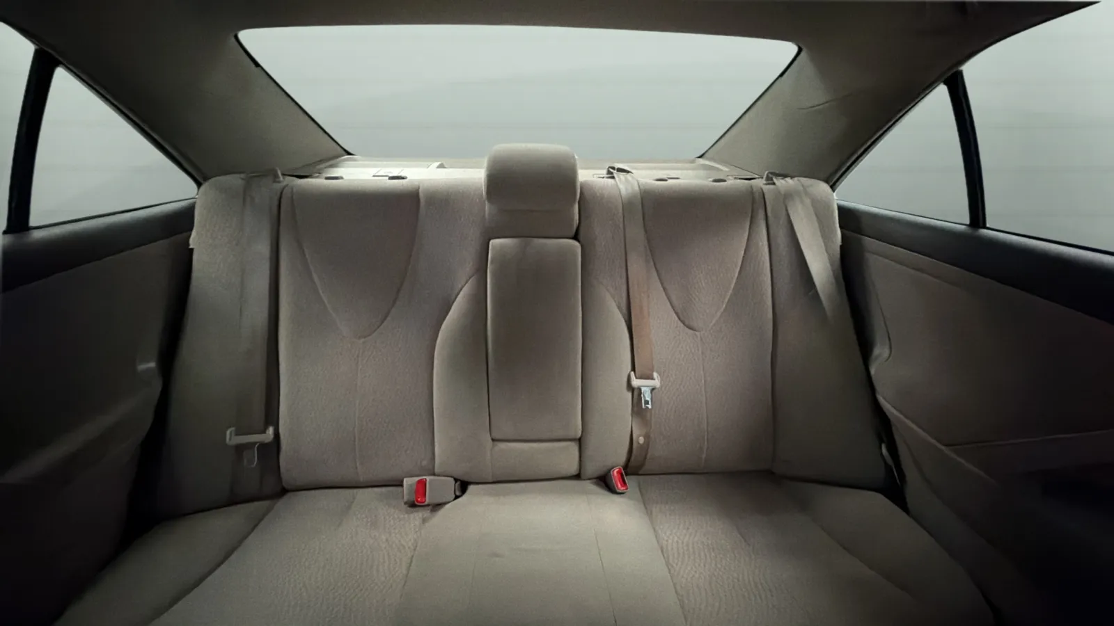 Toyota Camry photo 18