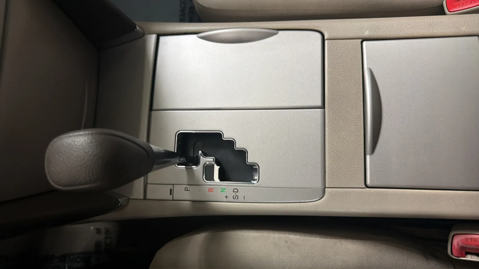 Toyota Camry photo 14